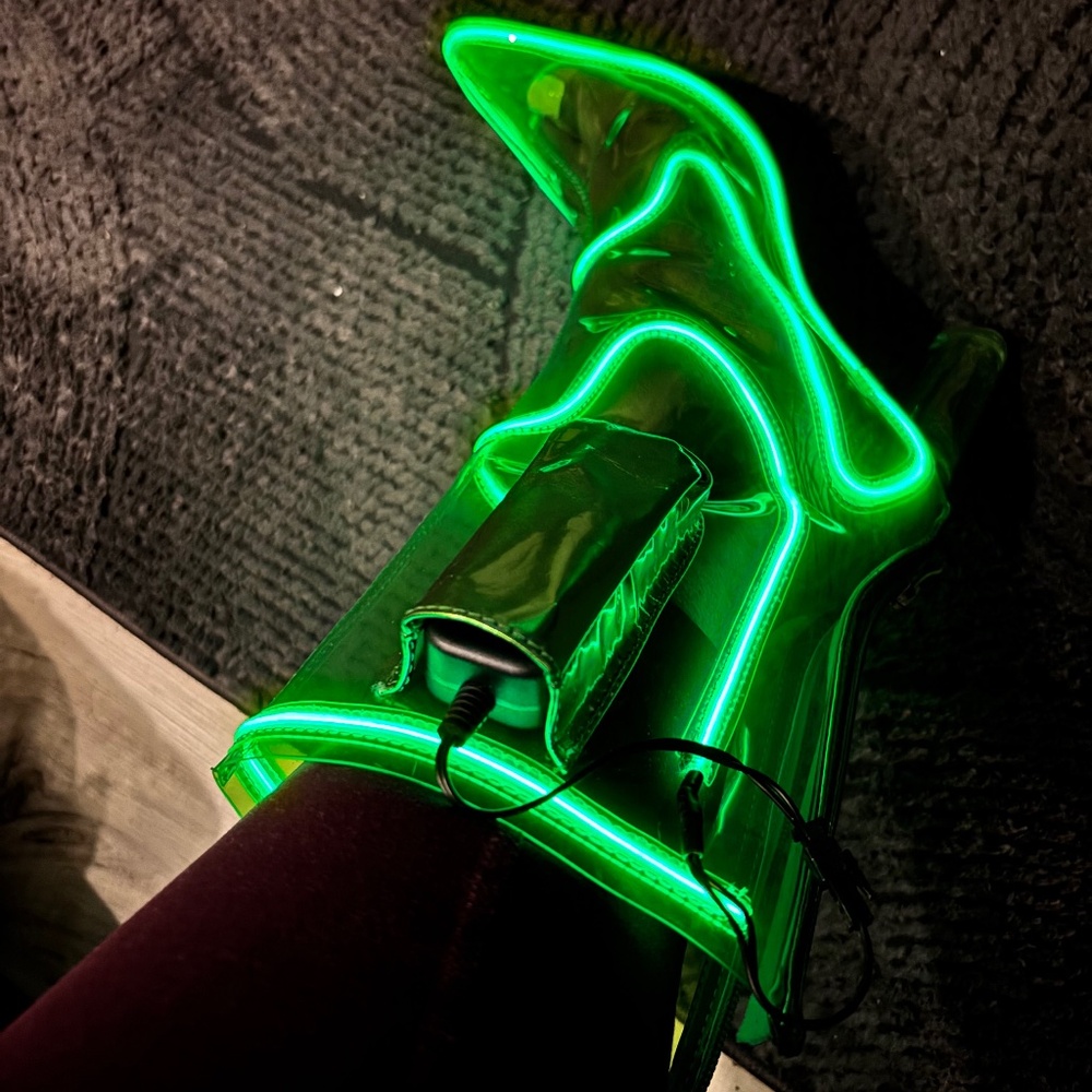 Light up boot